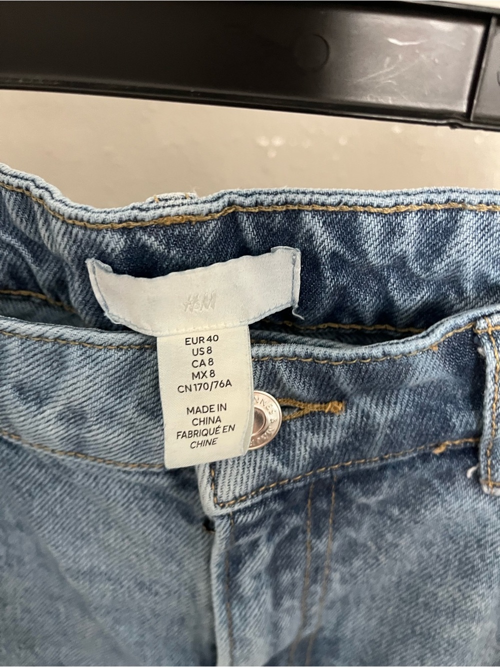 H&M Light Blue Denim High-Rise Jeans - Picture 4 of 6